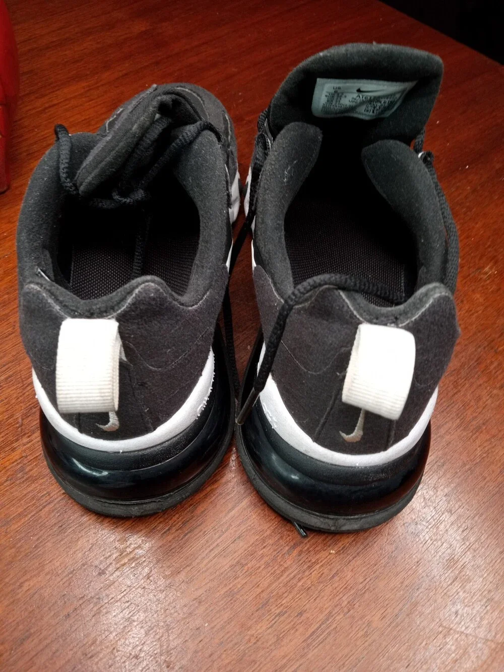 Nike Air Max 270 React Running Shoes Womens Size 6 Sneakers AT6174-004